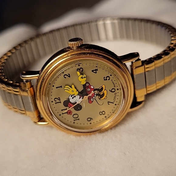 Disney Accessories - Vintage Minnie Mouse Watch